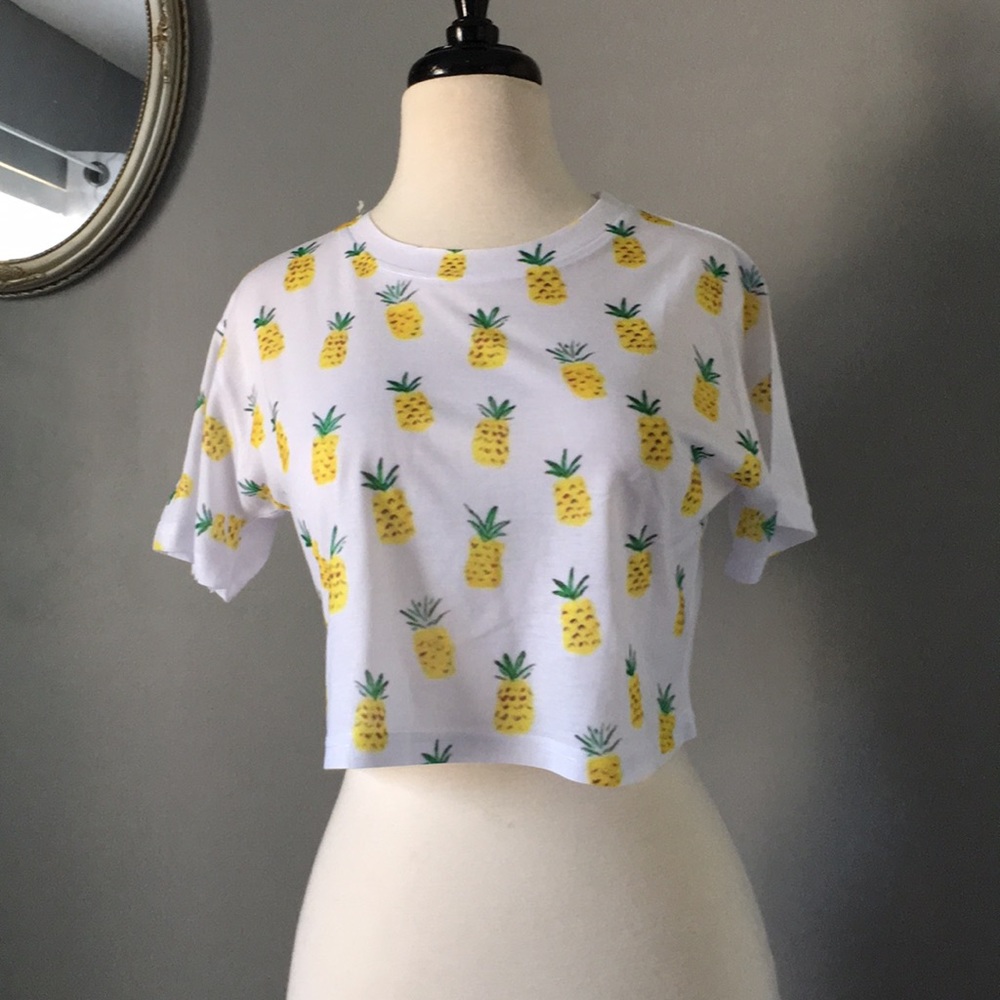 Pineapple crop-top